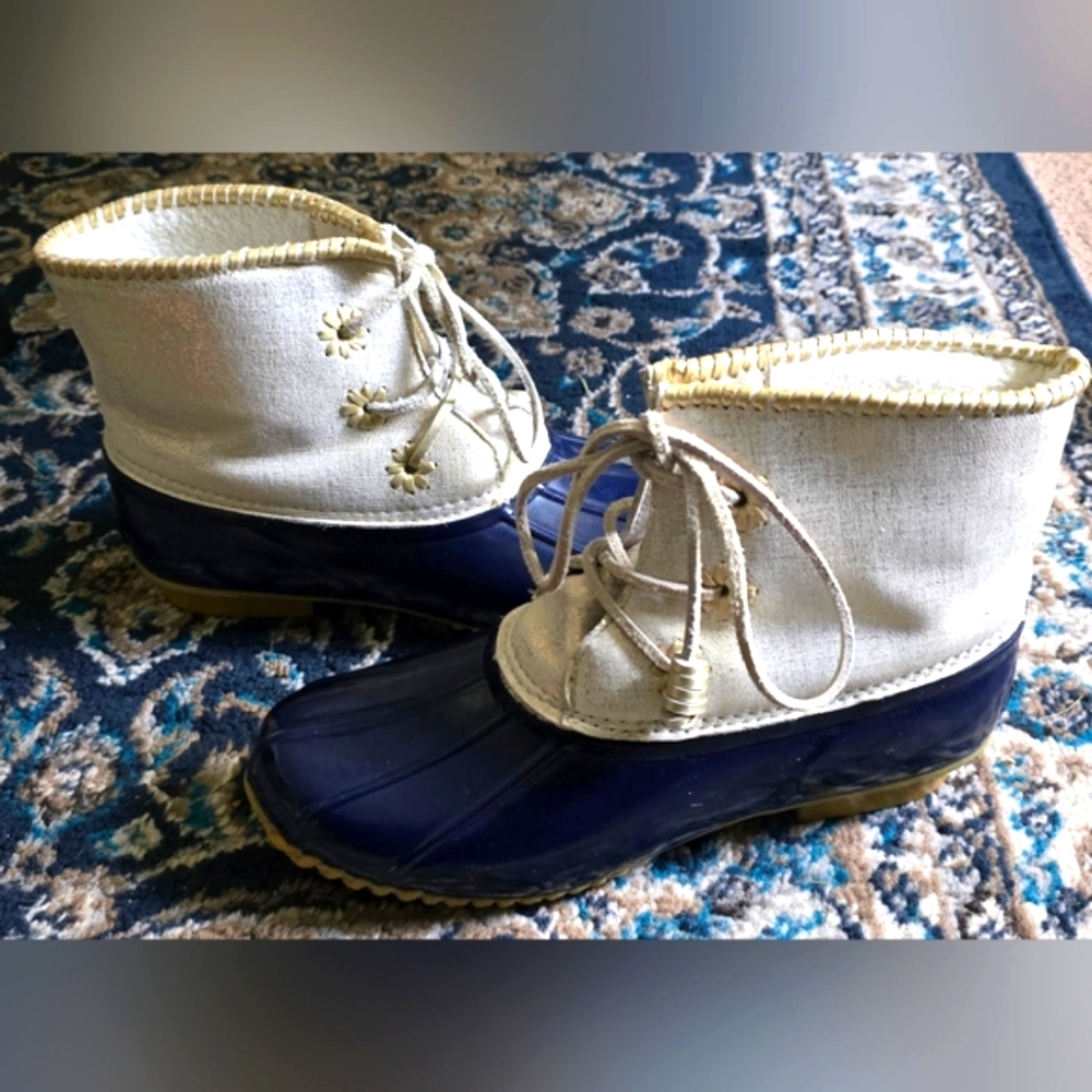 Jack Rogers Duck Boots - Picture 3 of 8